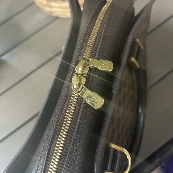 Authentic Louis Vuitton Damier Ebene Triana Shoulder Bag Tote Handbag - Picture 7 of 16